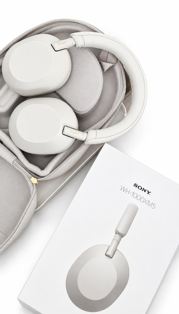 Casque sans fil à réduction de bruit Sony WH-1000XM5 – argent/blanc